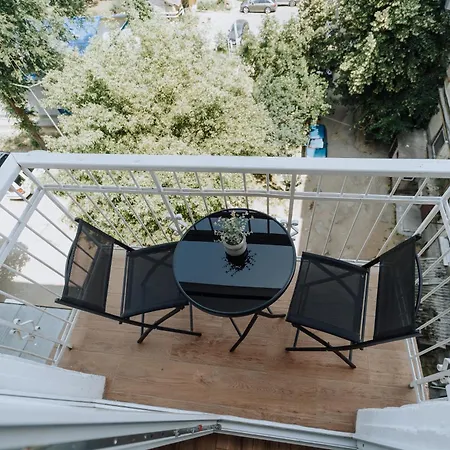 Appartement 2br In Walk To Piata Centrala