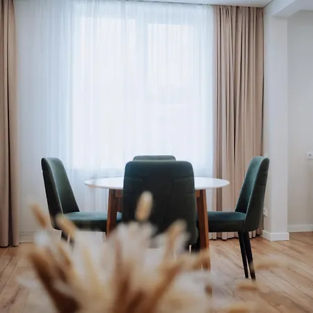 Appartement 2br In Walk To Piata Centrala *