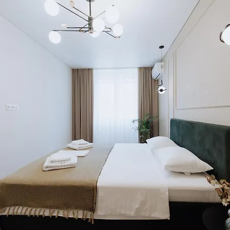 2br In Walk To Piata Centrala Appartement *