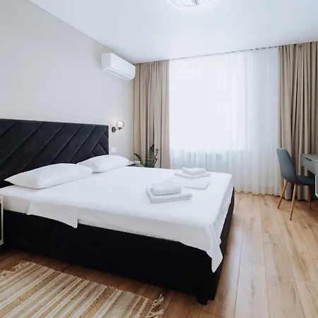 2br In Walk To Piata Centrala Appartement *